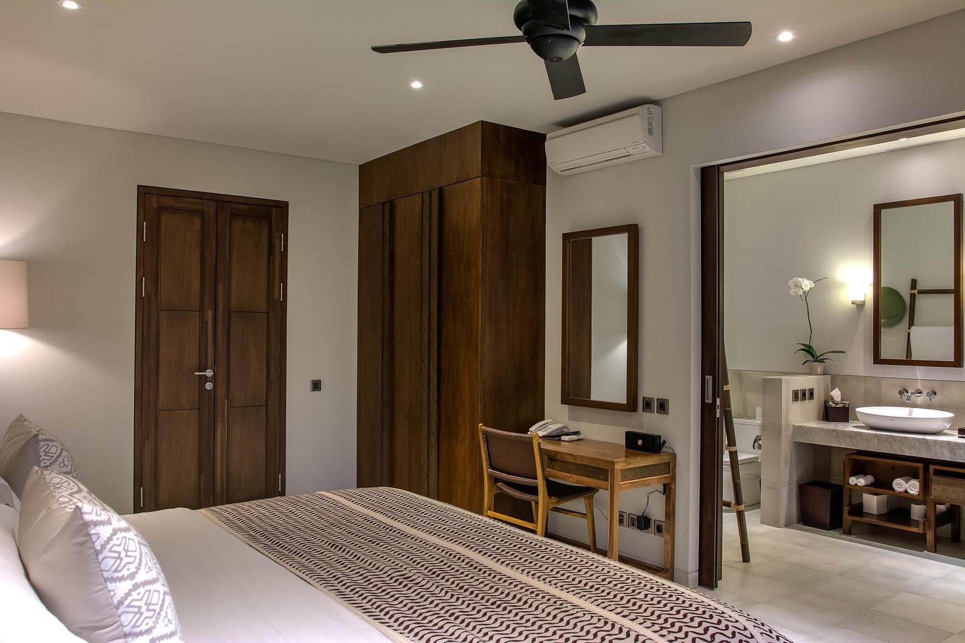 Najemite luksuzno vilo na Baliju blizu plaže, Bali Villa 1130