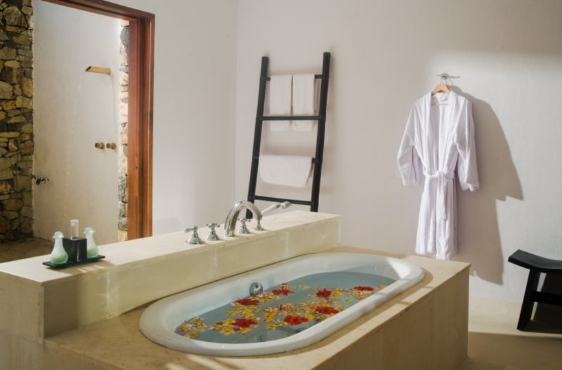 Luksuzna vila s 6 spalnicami in zasebnim bazenom, vila Lombok 1132