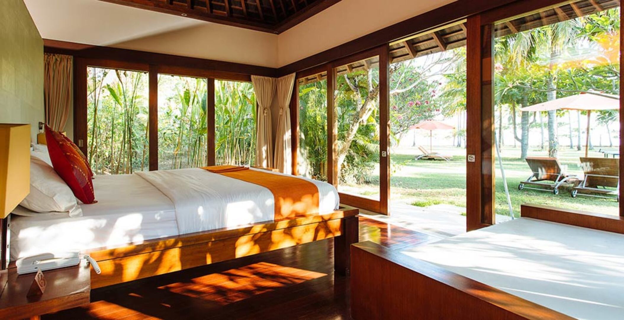 Luksuzna vila s 4 spalnicami in zasebnim bazenom, vila Lombok 1134