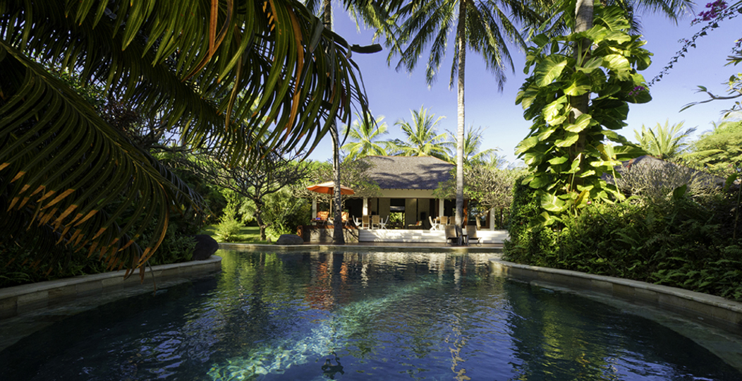 Luksuzna vila s 4 spalnicami in zasebnim bazenom, vila Lombok 1134