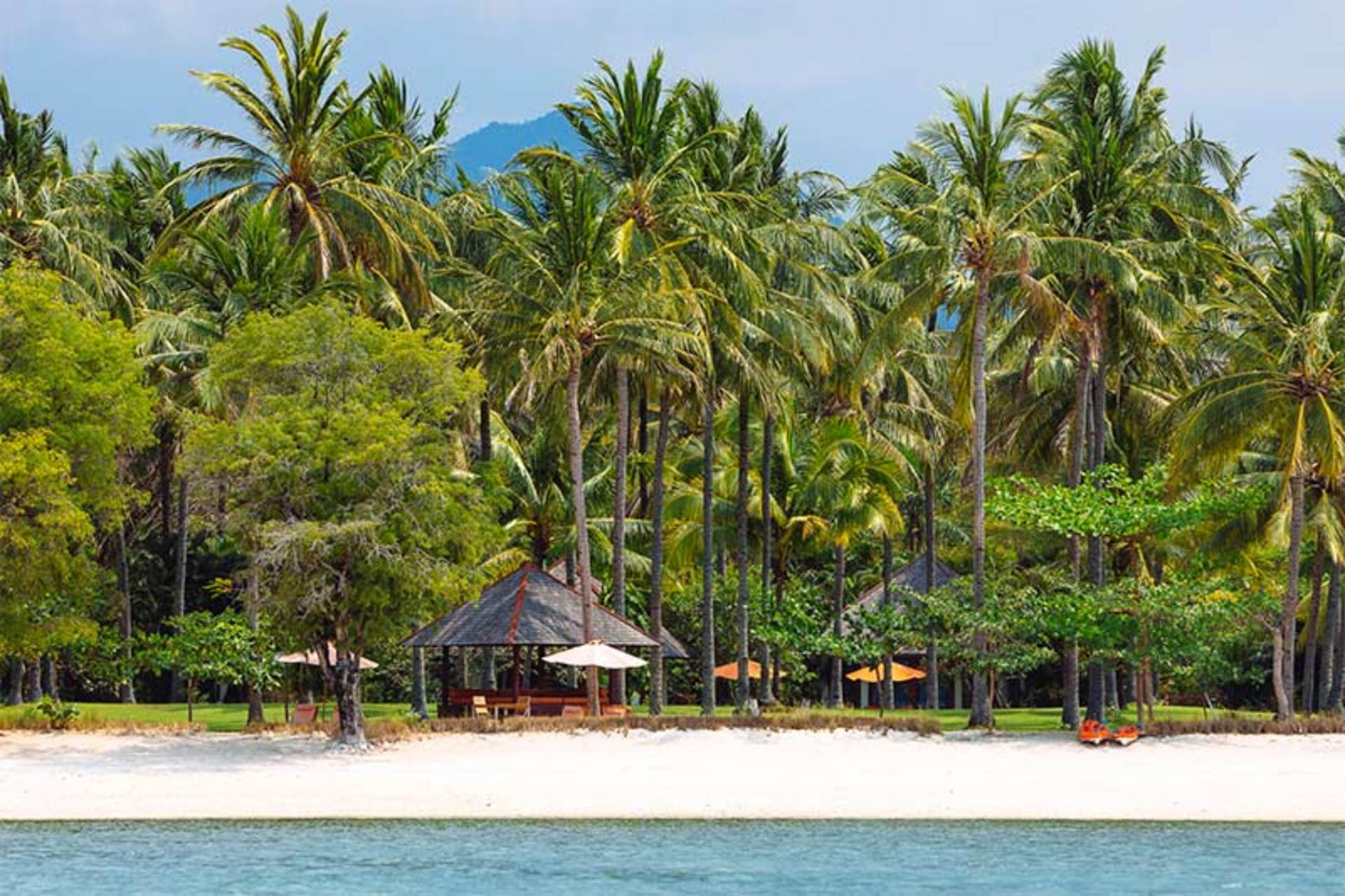 Luksuzna vila s 4 spalnicami in zasebnim bazenom, vila Lombok 1134