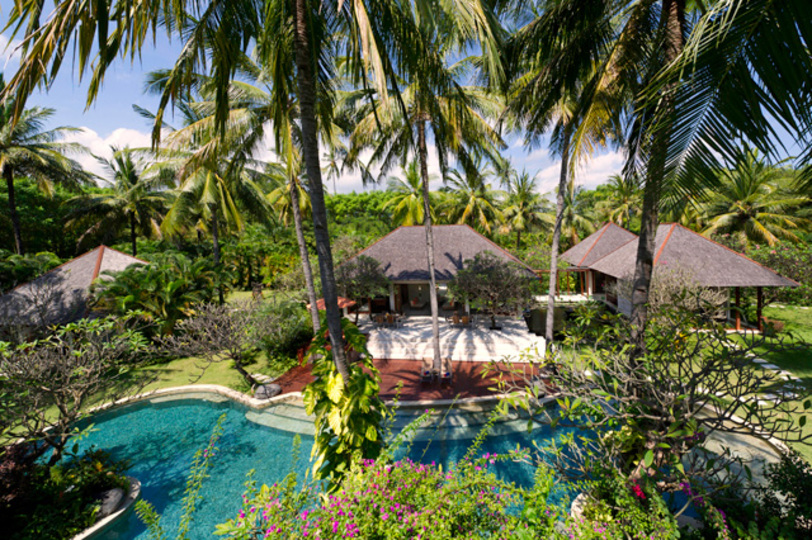 Luksuzna vila s 4 spalnicami in zasebnim bazenom, vila Lombok 1134