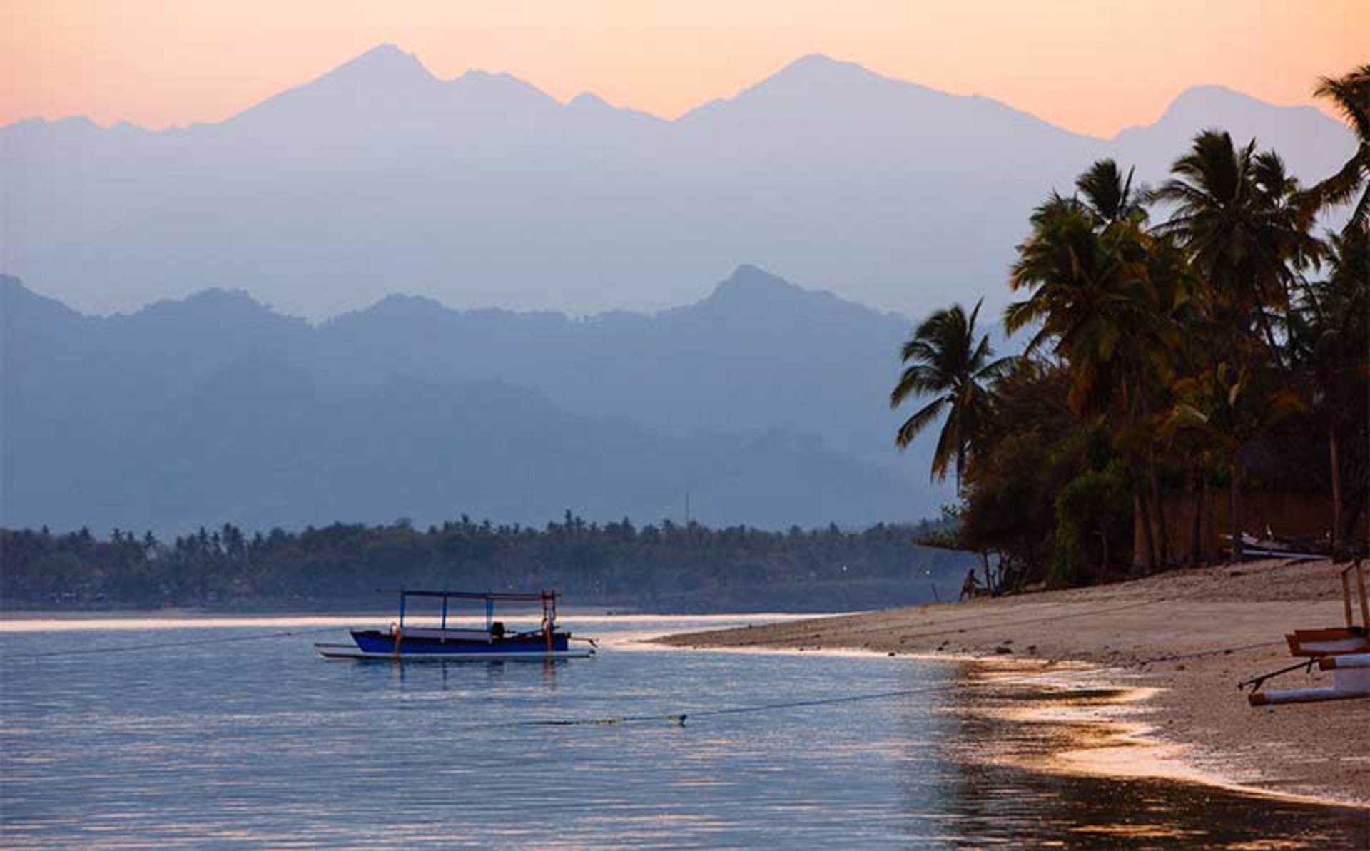 Luksuzna vila s 4 spalnicami in zasebnim bazenom, vila Lombok 1134