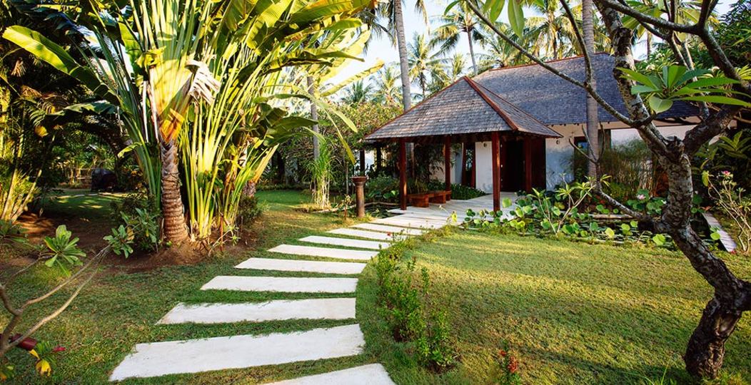 Luksuzna vila s 4 spalnicami in zasebnim bazenom, vila Lombok 1134