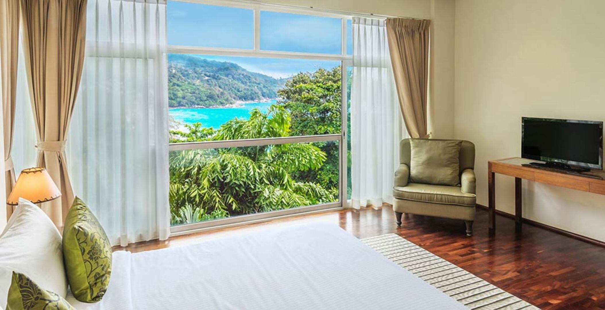 Predstavljajte si to ... uživanje v popolnih počitnicah v vili v Phuketu na Tajskem, vila Phuket 1021