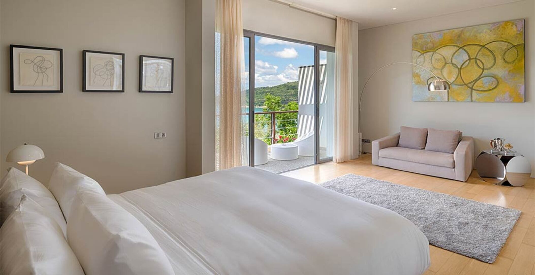 Doživite vrhunske počitnice med bivanjem v tej luksuzni vili Phuket 1032