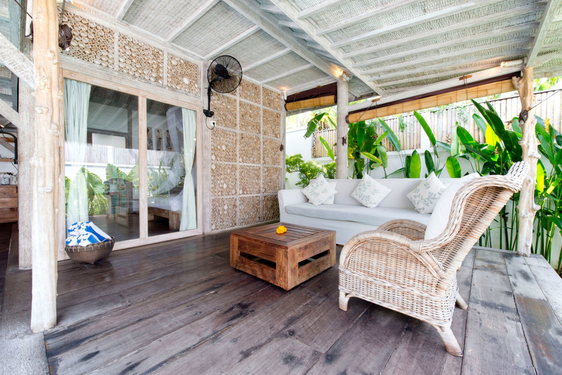 Čudovita počitniška vila s 5 zvezdicami na vrhunski lokaciji v Seminyaku, rezervirajte zgodaj, da zagotovite svoje datume, Bali Villa 1141