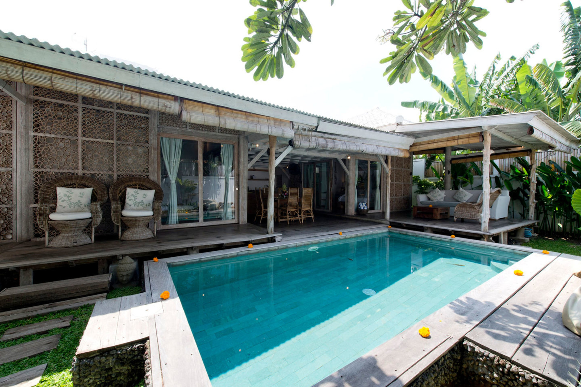Čudovita počitniška vila s 5 zvezdicami na vrhunski lokaciji v Seminyaku, rezervirajte zgodaj, da zagotovite svoje datume, Bali Villa 1141