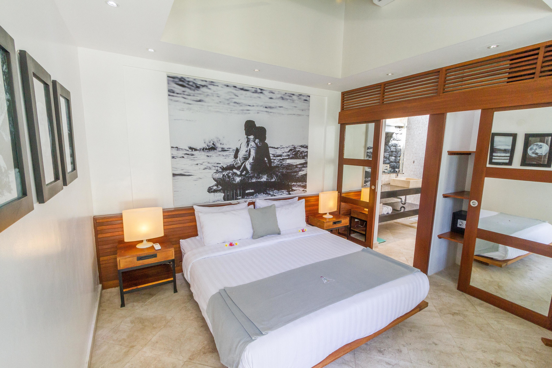 Kako najeti lastno zasebno luksuzno počitniško vilo v Seminyaku za manj kot osnovni hotel, Bali Villa 1146