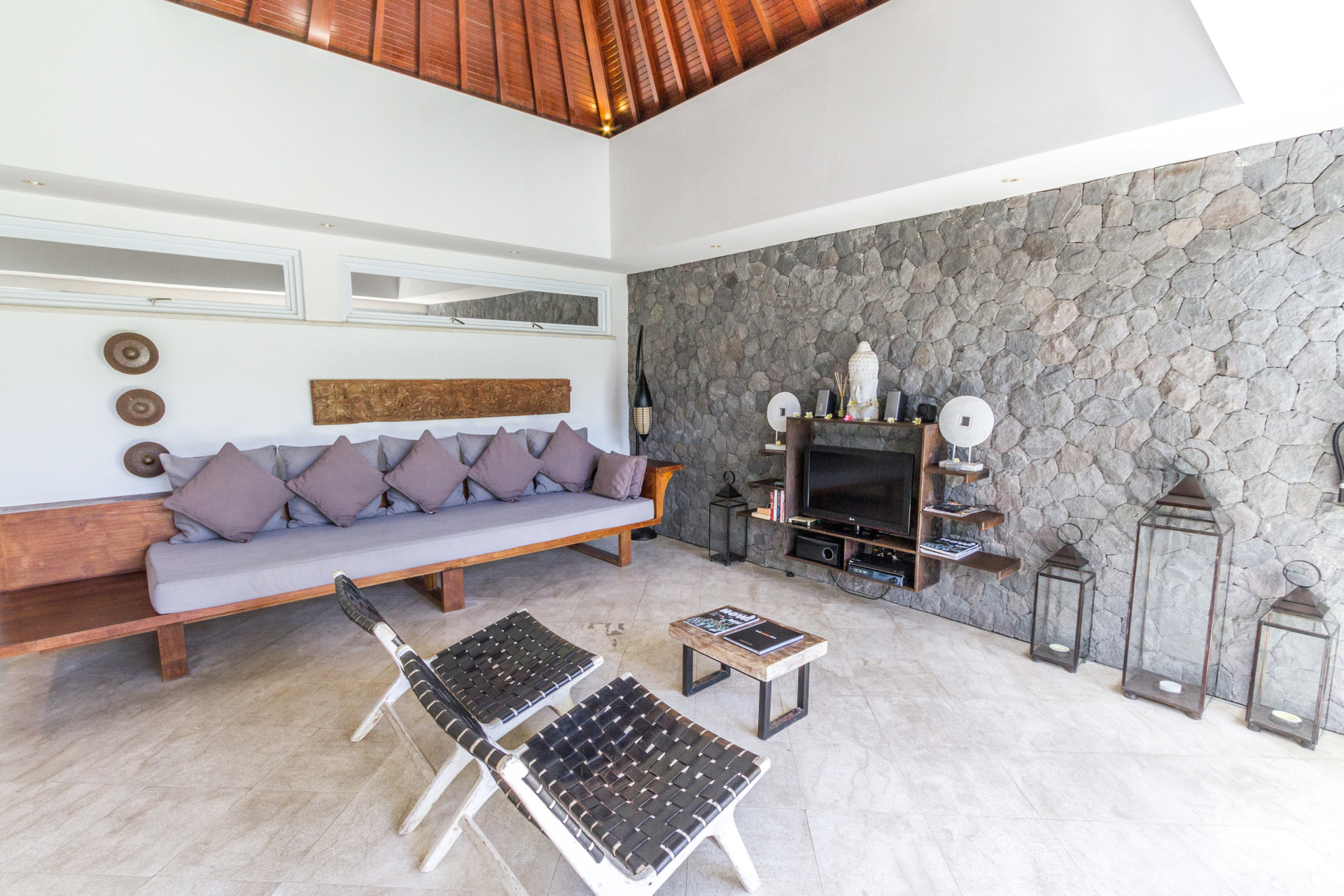 Kako najeti lastno zasebno luksuzno počitniško vilo v Seminyaku za manj kot osnovni hotel, Bali Villa 1146