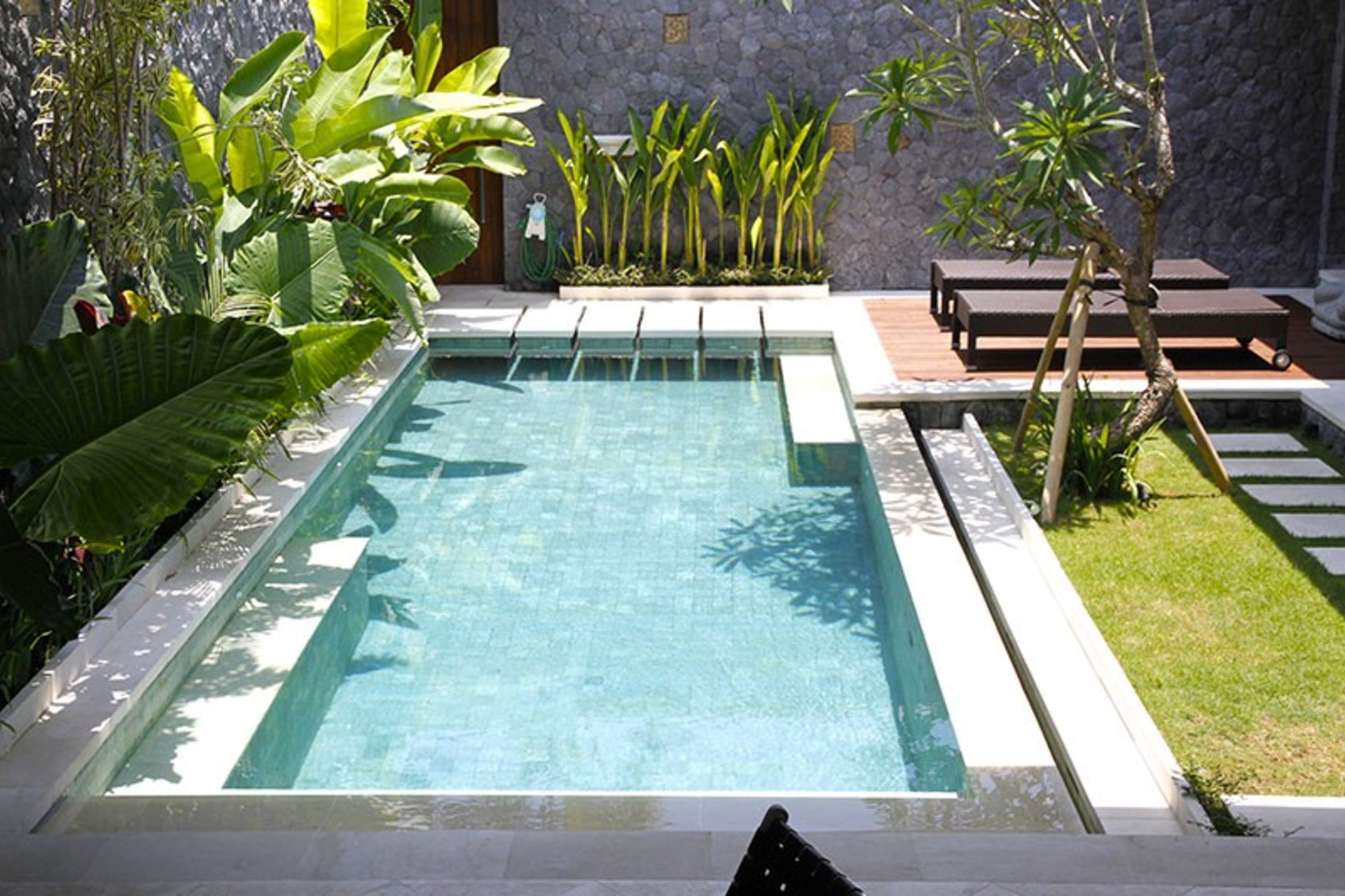 Predstavljajte si najem luksuzne počitniške vile z 2 spalnicama v bližini glavnih znamenitosti Seminyaka, Bali Villa 1147