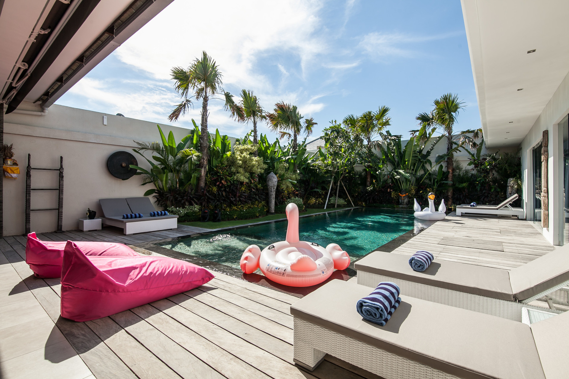 Slika uživanja v luksuznih počitnicah v vili s 5 zvezdicami v Seminyaku, za manj kot standardno hotelsko ceno, Bali Villa 1149