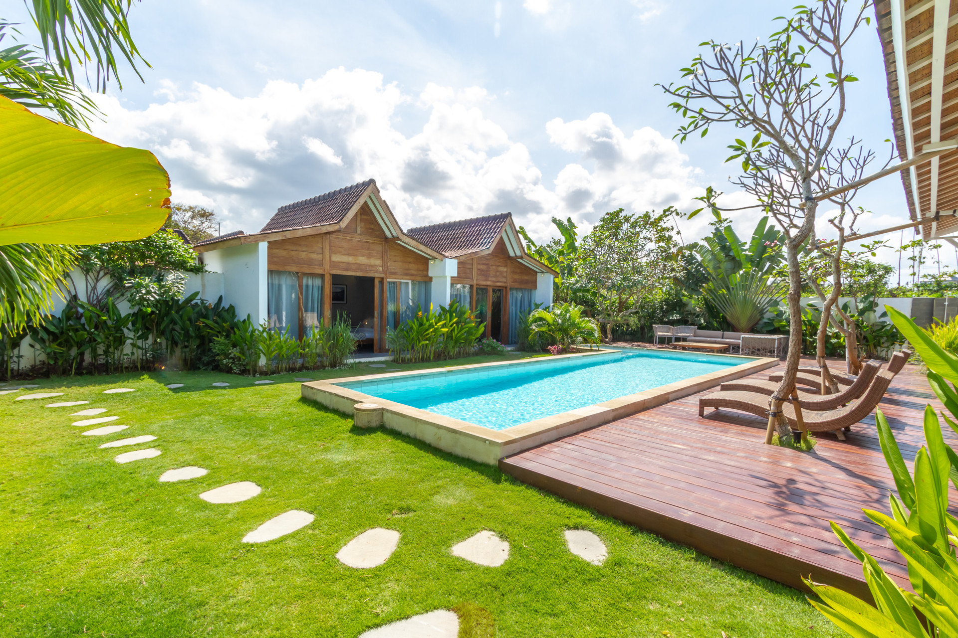 Končno najemite svojo lastno zasebno vilo s 5 zvezdicami v Seminyaku po ugodni ceni, Bali Villa 1153