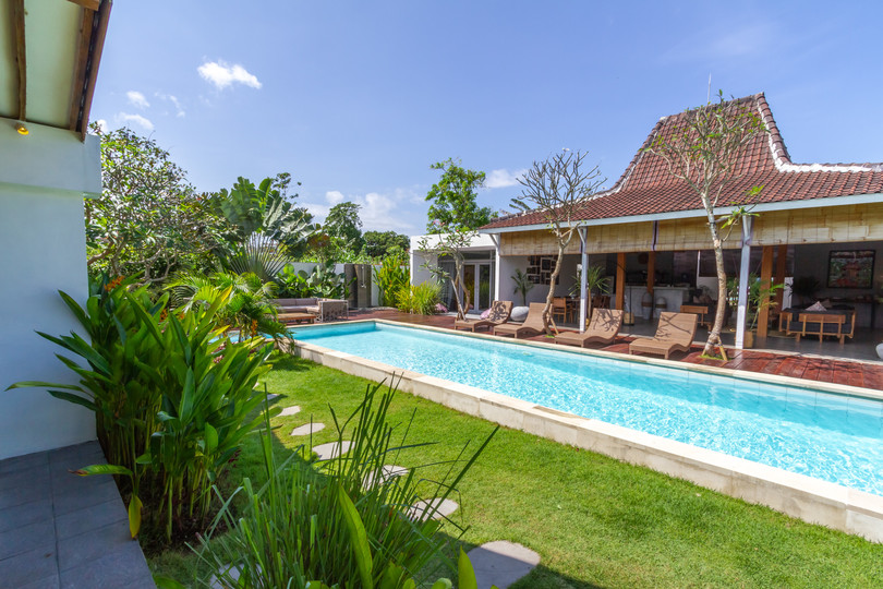 Končno najemite svojo lastno zasebno vilo s 5 zvezdicami v Seminyaku po ugodni ceni, Bali Villa 1153