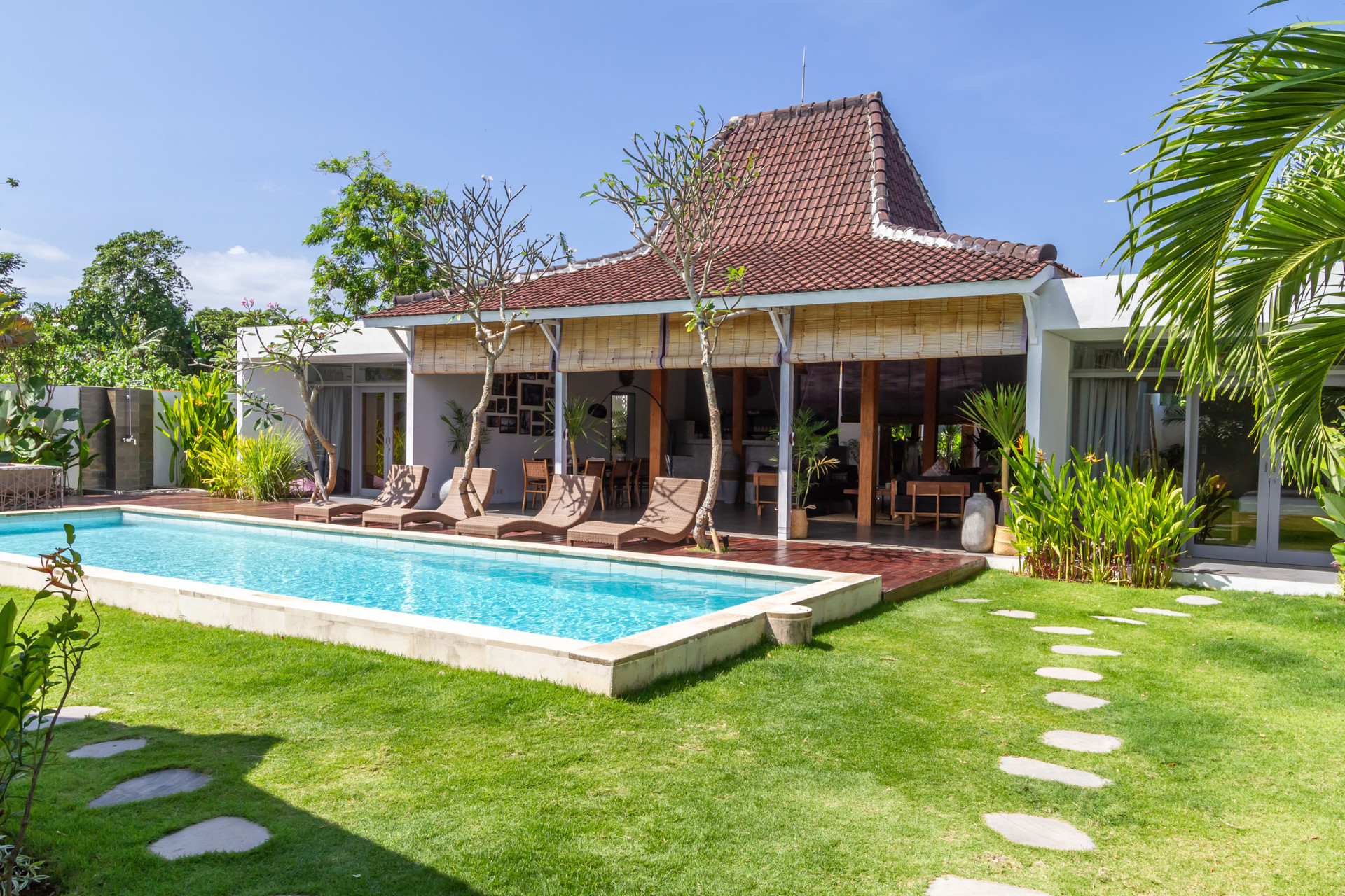 Končno najemite svojo lastno zasebno vilo s 5 zvezdicami v Seminyaku po ugodni ceni, Bali Villa 1153