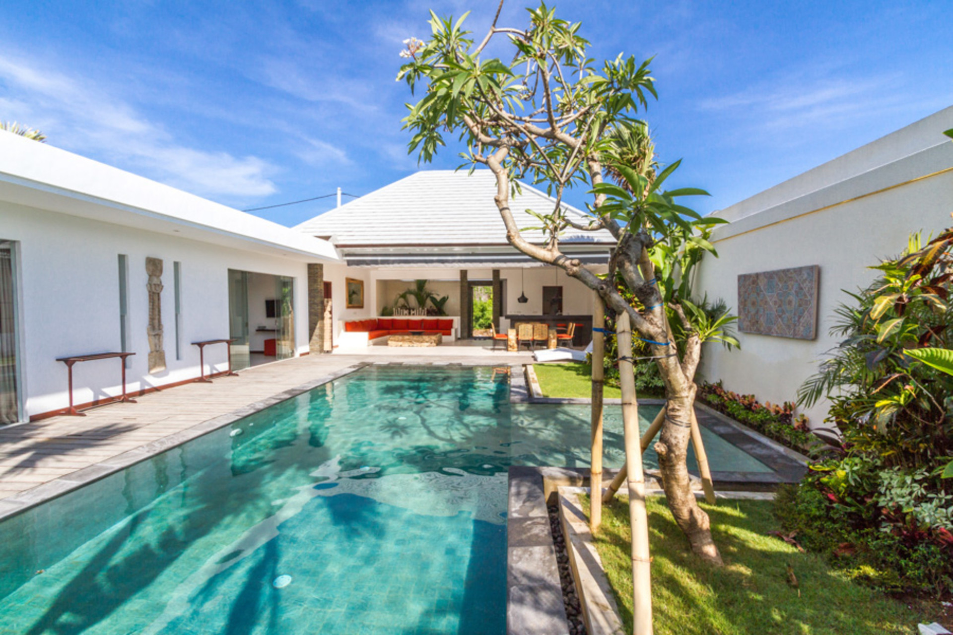 Končno najemite svojo lastno zasebno vilo s 5 zvezdicami v Seminyaku po ugodni ceni, Bali Villa 1155
