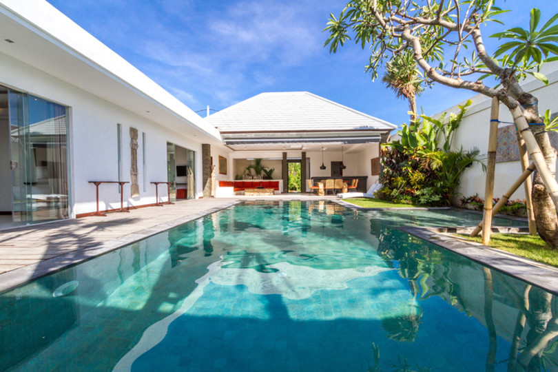Končno najemite svojo lastno zasebno vilo s 5 zvezdicami v Seminyaku po ugodni ceni, Bali Villa 1155