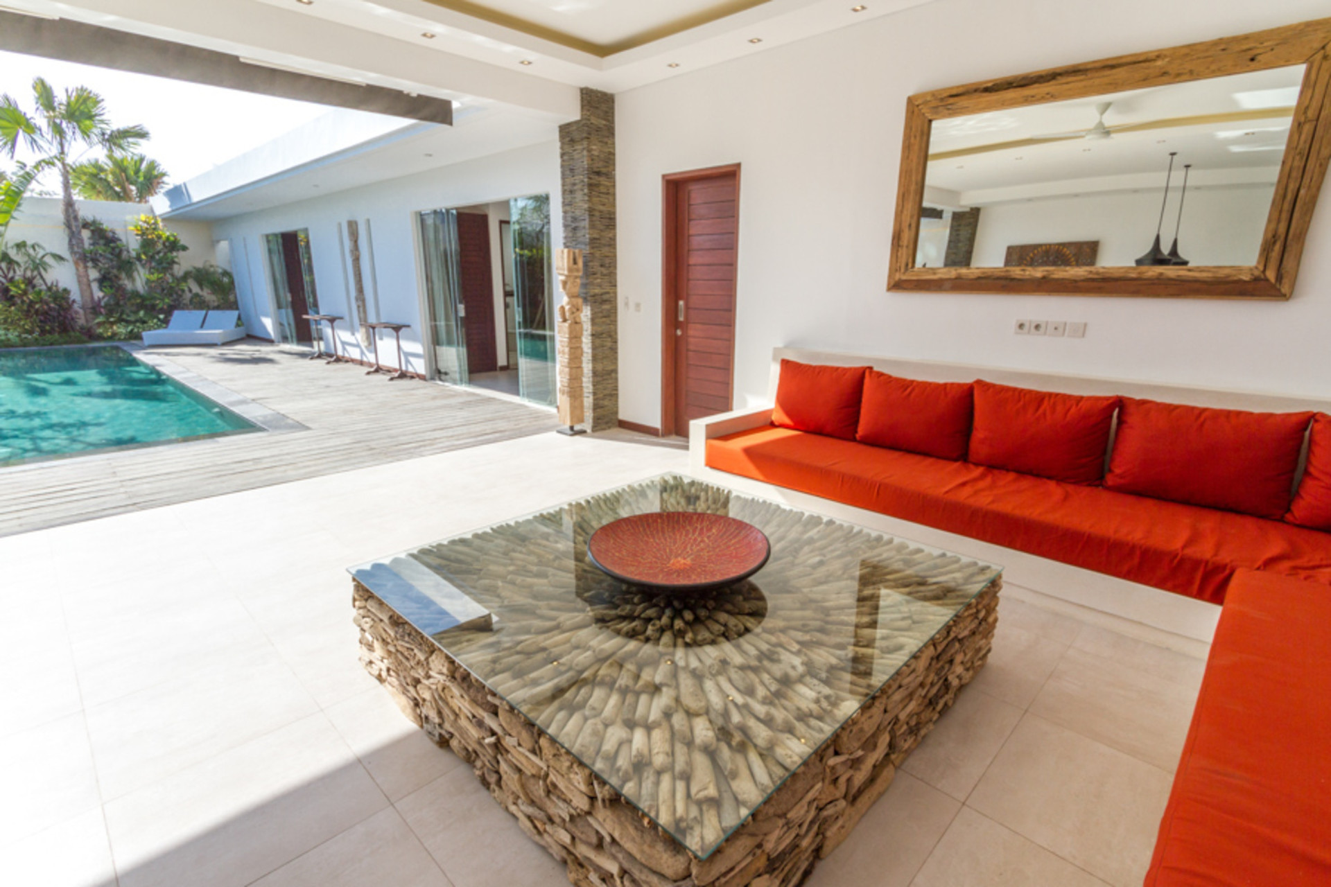 Končno najemite svojo lastno zasebno vilo s 5 zvezdicami v Seminyaku po ugodni ceni, Bali Villa 1155