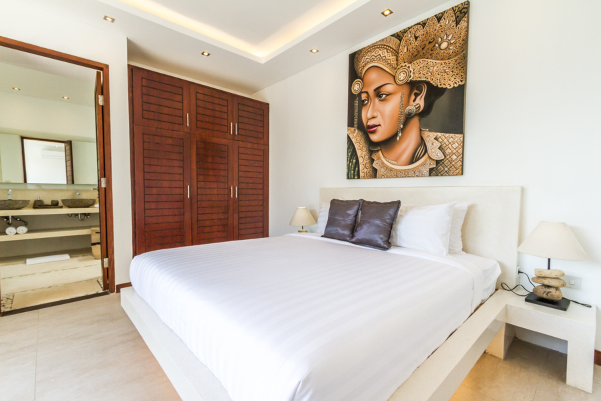 Končno najemite svojo lastno zasebno vilo s 5 zvezdicami v Seminyaku po ugodni ceni, Bali Villa 1155