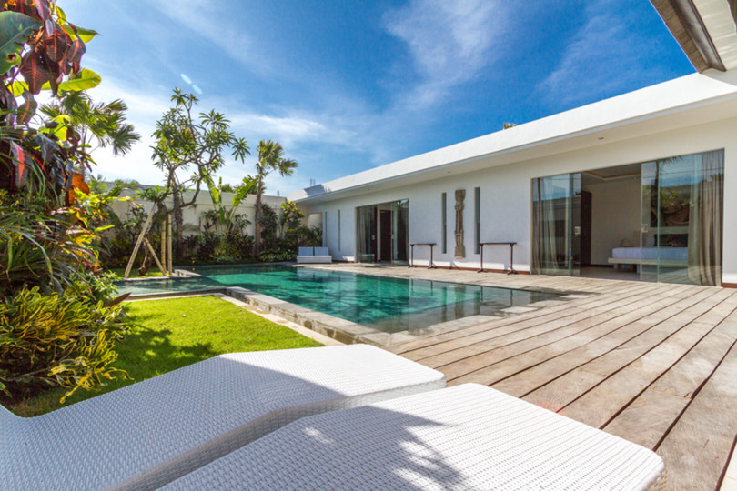 Končno najemite svojo lastno zasebno vilo s 5 zvezdicami v Seminyaku po ugodni ceni, Bali Villa 1155