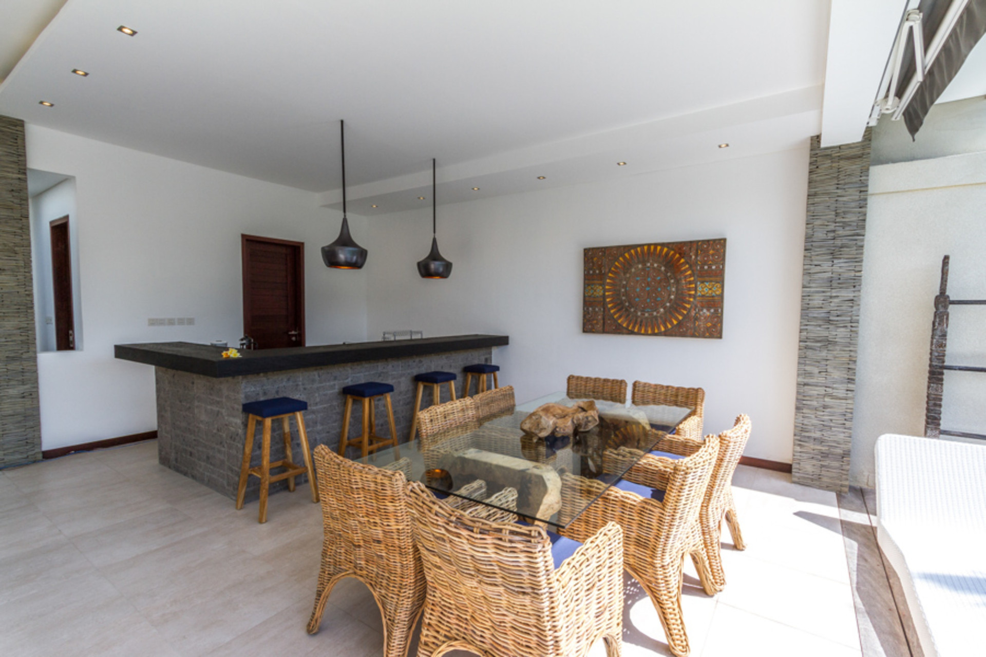 Popoln vodnik za najem vaše ekskluzivne počitniške vile v Seminyaku z zasebnim bazenom in polnim osebjem, Bali Villa 1156