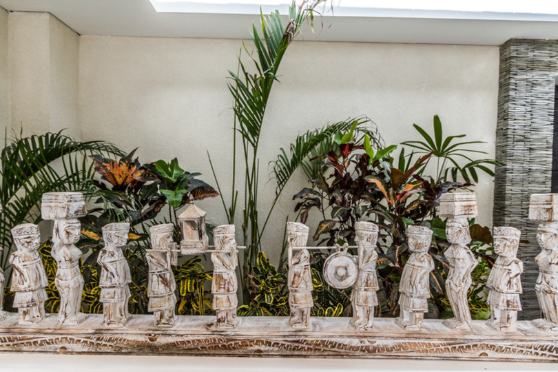 Popoln vodnik za najem vaše ekskluzivne počitniške vile v Seminyaku z zasebnim bazenom in polnim osebjem, Bali Villa 1156