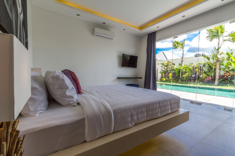 Popoln vodnik za najem vaše ekskluzivne počitniške vile v Seminyaku z zasebnim bazenom in polnim osebjem, Bali Villa 1156