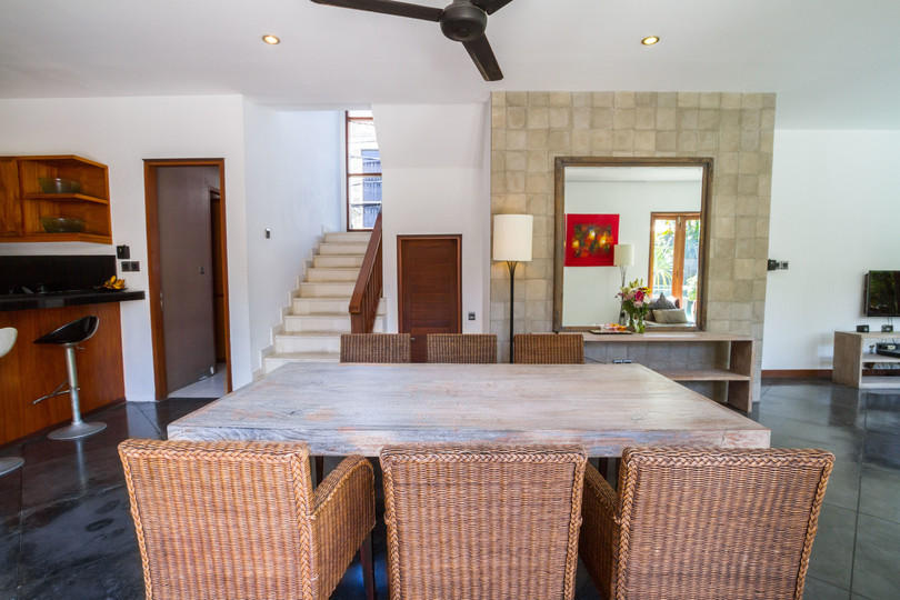 Predstavljajte si, da vaša družina najame luksuzno počitniško vilo s 5 spalnicami blizu glavnih znamenitosti Seminyaka, Bali Villa 1167