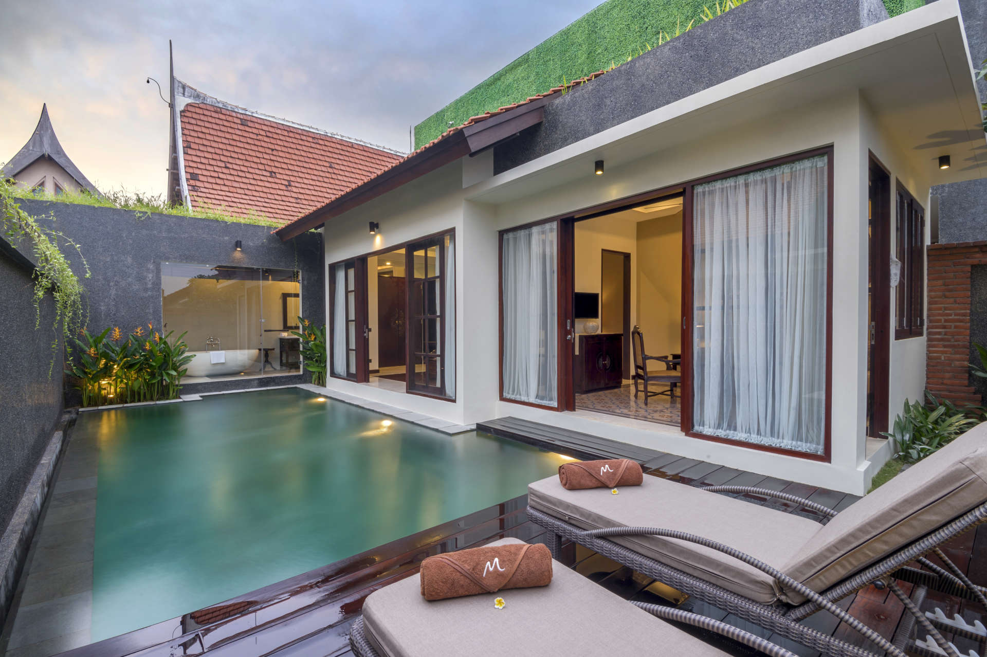 Vila s 5 zvezdicami za najem na Baliju, Bali Villa 2010