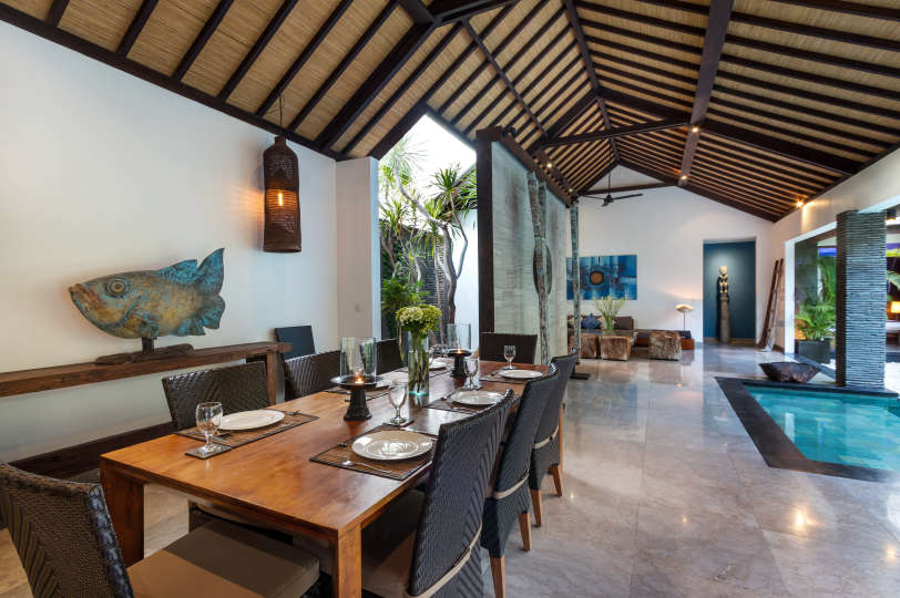 Čudovita počitniška vila s 5 zvezdicami na vrhunski lokaciji v Seminyaku, rezervirajte zgodaj, da zagotovite svoje datume, Villa Bali 2016