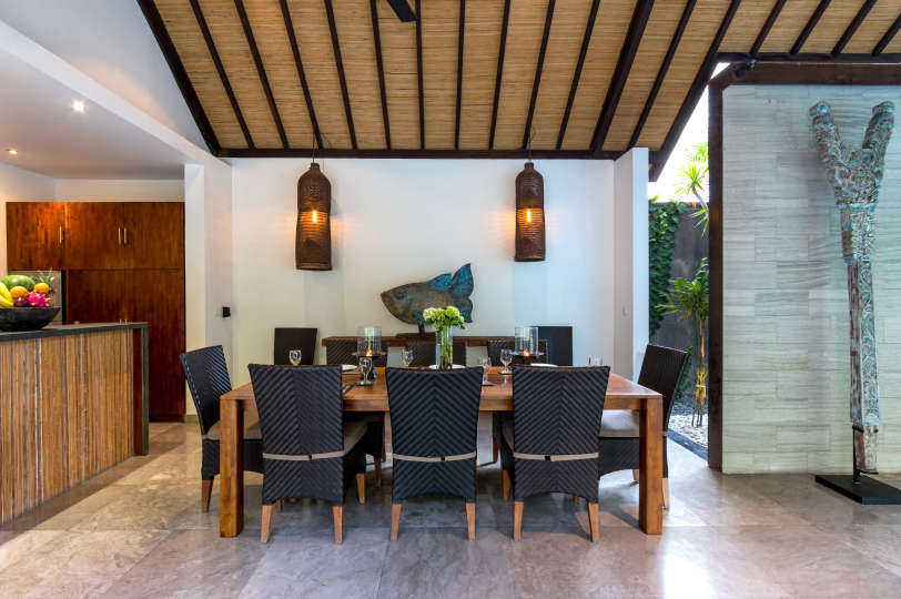 Čudovita počitniška vila s 5 zvezdicami na vrhunski lokaciji v Seminyaku, rezervirajte zgodaj, da zagotovite svoje datume, Villa Bali 2016