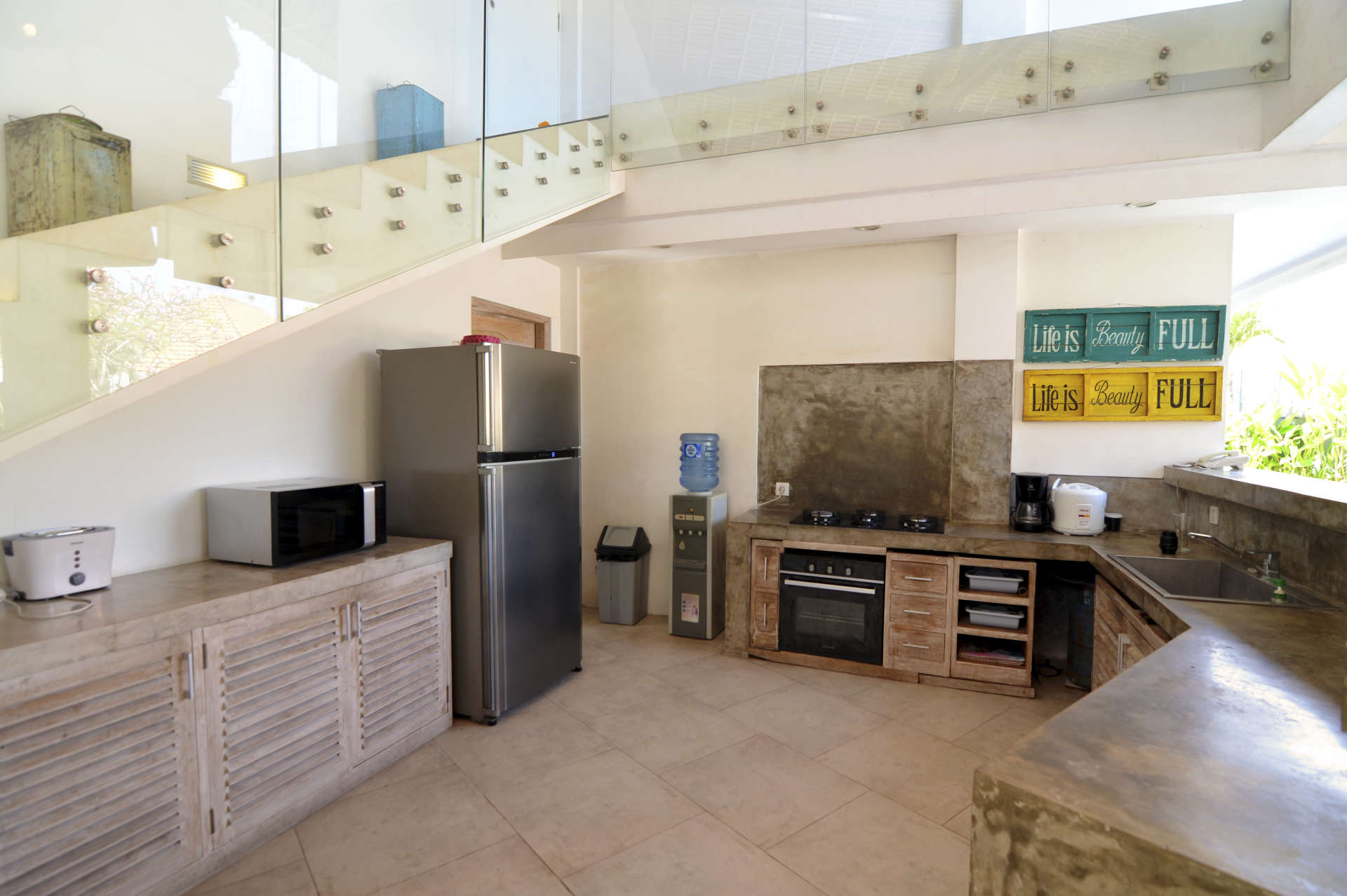 Najem lastne zasebne vile s 5 zvezdicami po najboljši ceni v Canggu, Villa Bali 2018