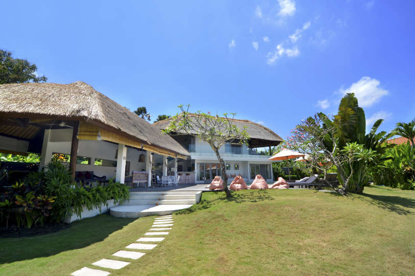 Najem lastne zasebne vile s 5 zvezdicami po najboljši ceni v Canggu, Villa Bali 2018