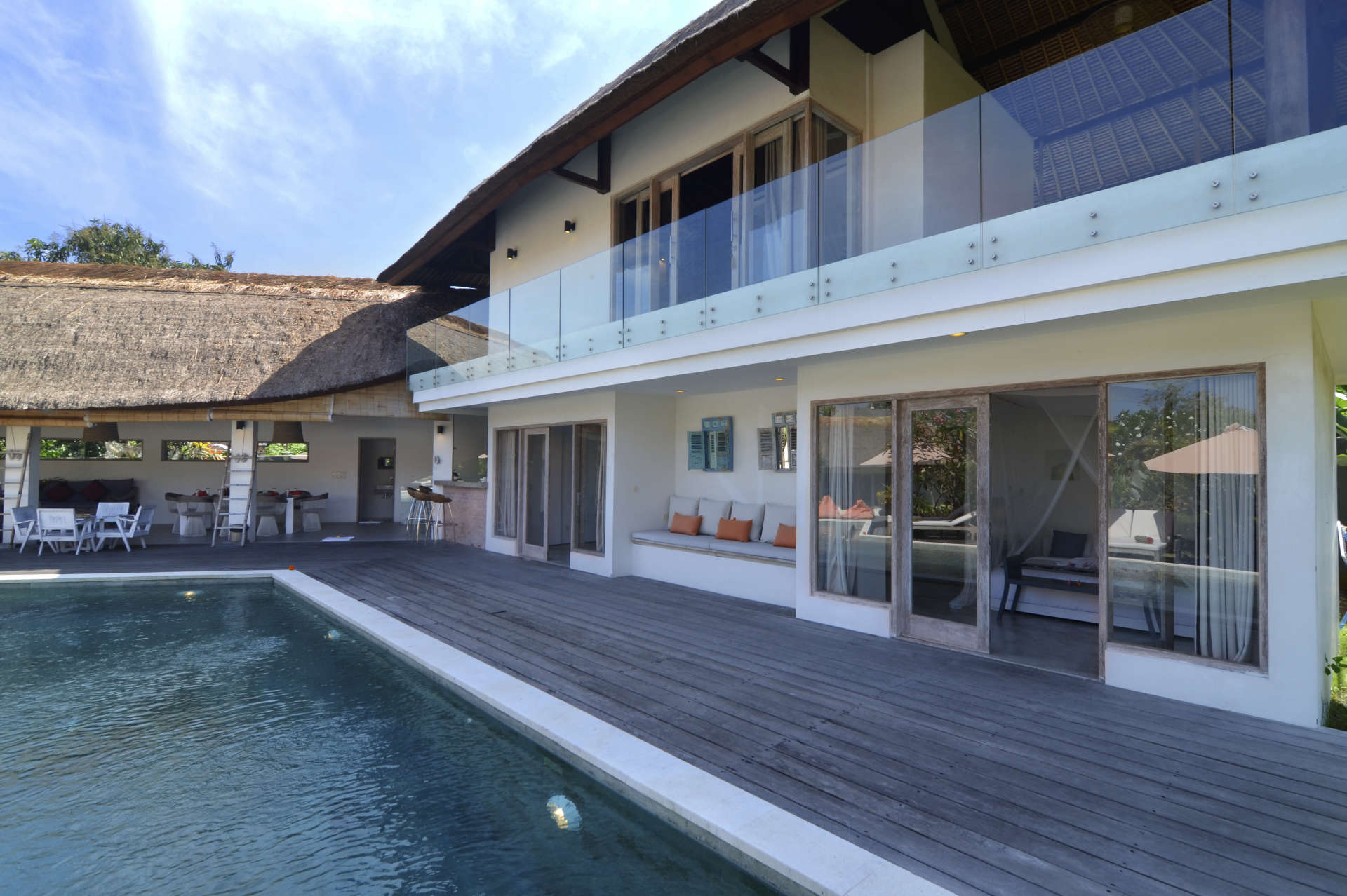 Najem lastne zasebne vile s 5 zvezdicami po najboljši ceni v Canggu, Villa Bali 2018