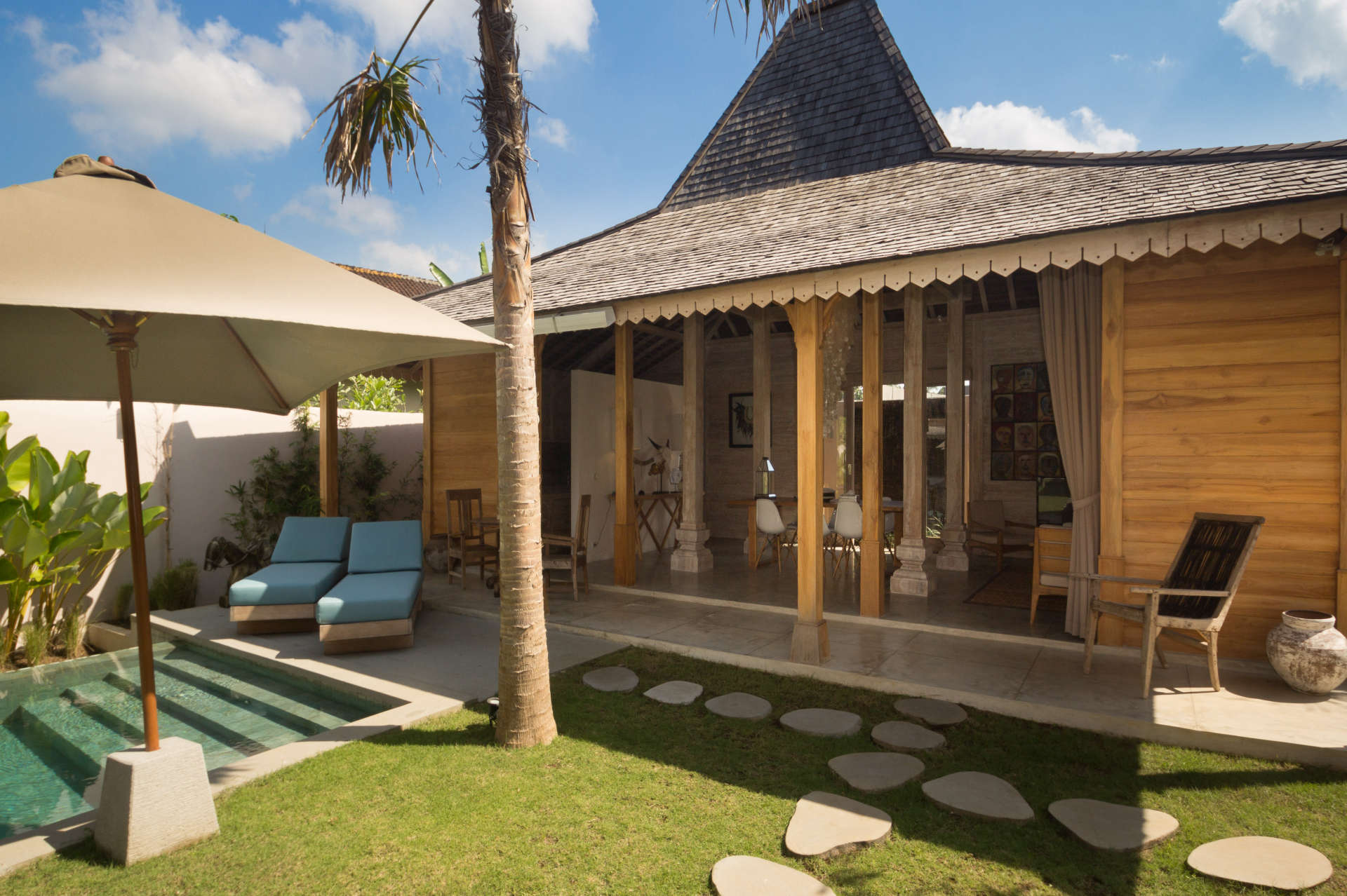 Popoln vodnik za najem vaše ekskluzivne počitniške vile v Kerobokanu z zasebnim bazenom in polnim osebjem, Villa Bali 2019