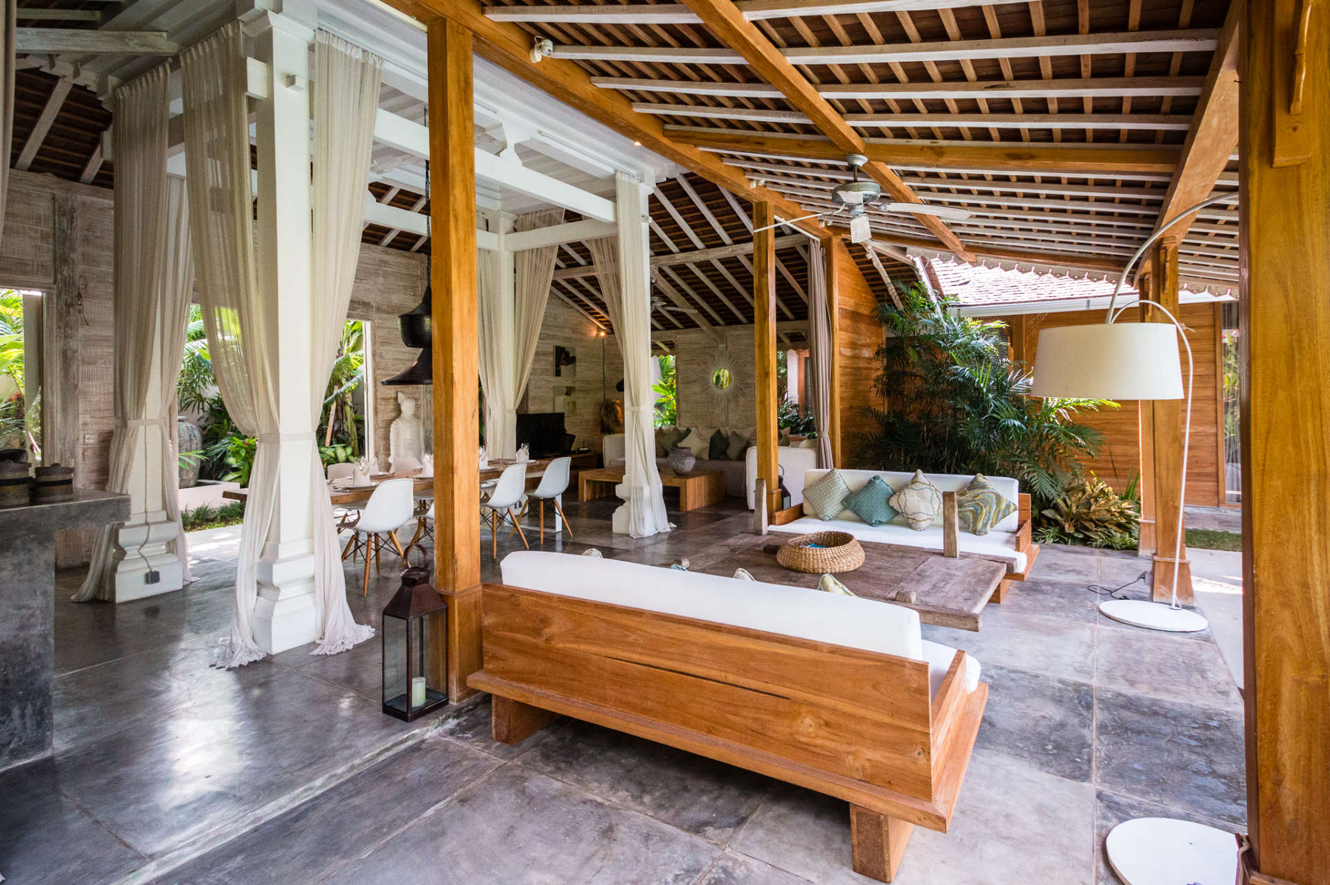 Luksuzna vila z 12 spalnicami in zasebnim bazenom, vila Bali 2027