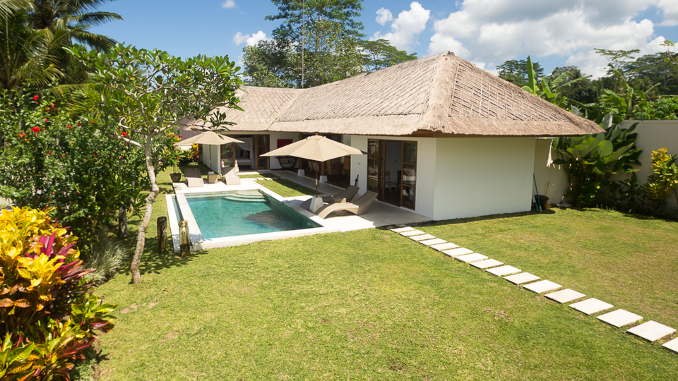 Čudovita počitniška vila s 5 zvezdicami na vrhunski lokaciji v Ubudu, rezervirajte zgodaj, da zagotovite svoje datume, Villa Bali 2036