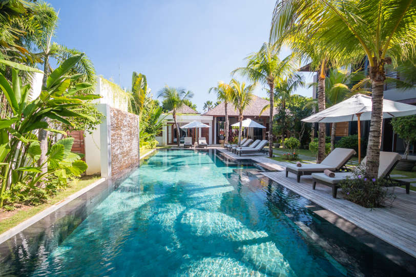 Kako najeti lastno zasebno luksuzno počitniško vilo v Seminyaku za manj kot osnovni hotel, Villa Bali 2040, Seminyak, Indonesia