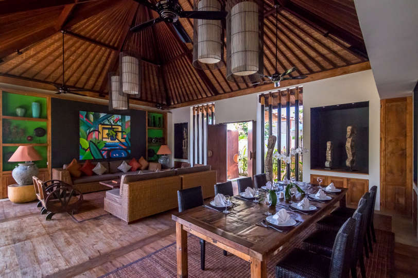 Kako najeti lastno zasebno luksuzno počitniško vilo v Seminyaku za manj kot osnovni hotel, Villa Bali 2040