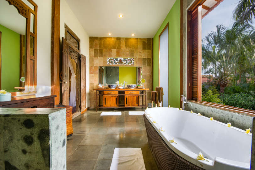 Vila s 5 zvezdicami na Baliju, le nekaj minut od plaže, Bali Villa 2045
