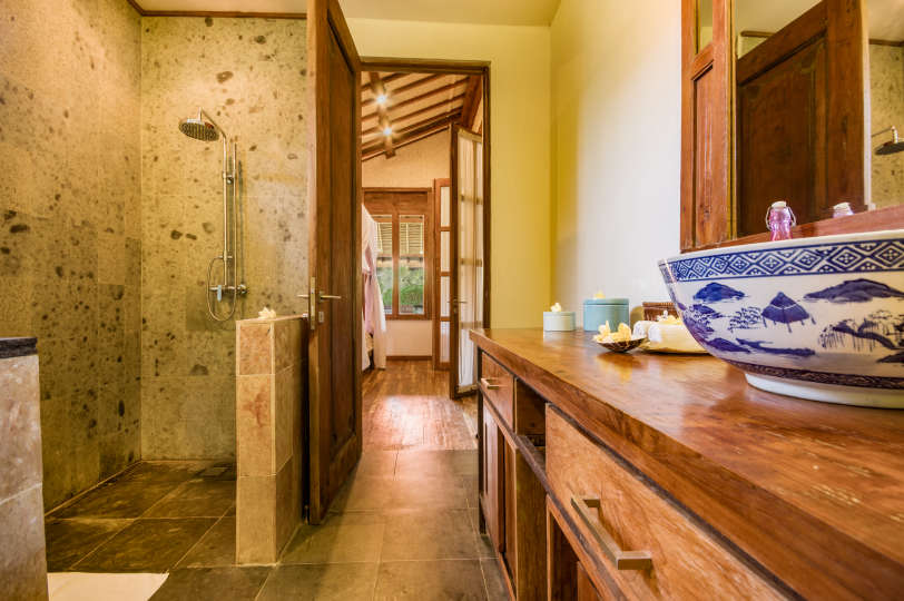 Vila s 5 zvezdicami na Baliju, le nekaj minut od plaže, Bali Villa 2045