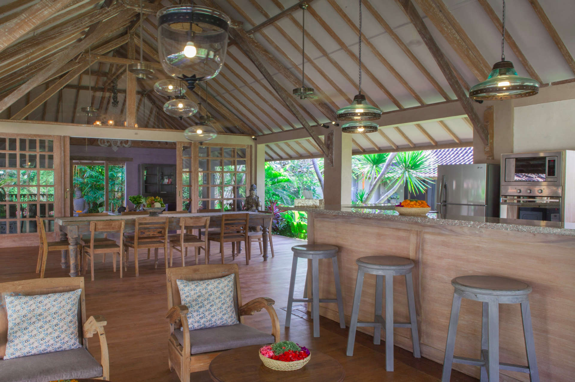 Vila s 5 zvezdicami za najem na Baliju, Bali Villa 2047