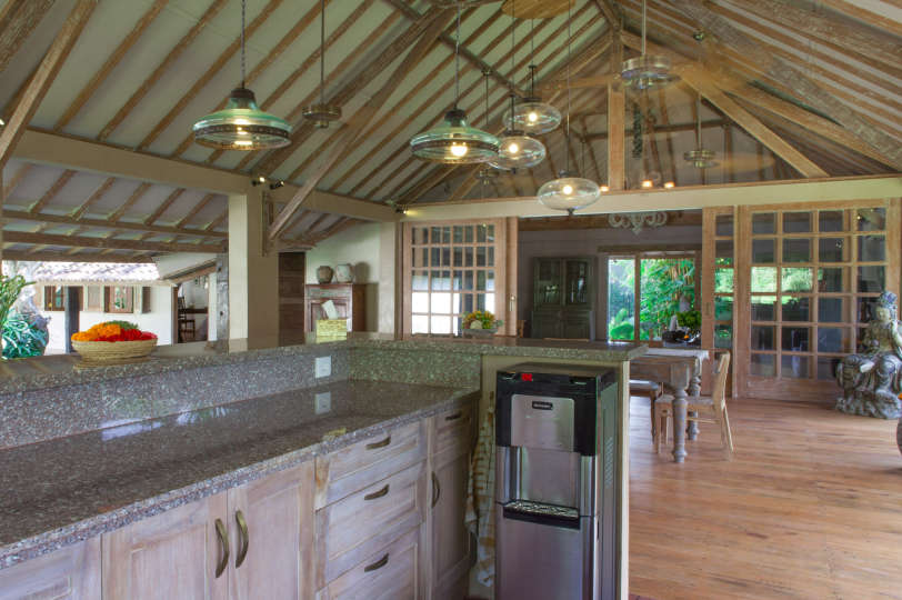 Vila s 5 zvezdicami za najem na Baliju, Bali Villa 2047