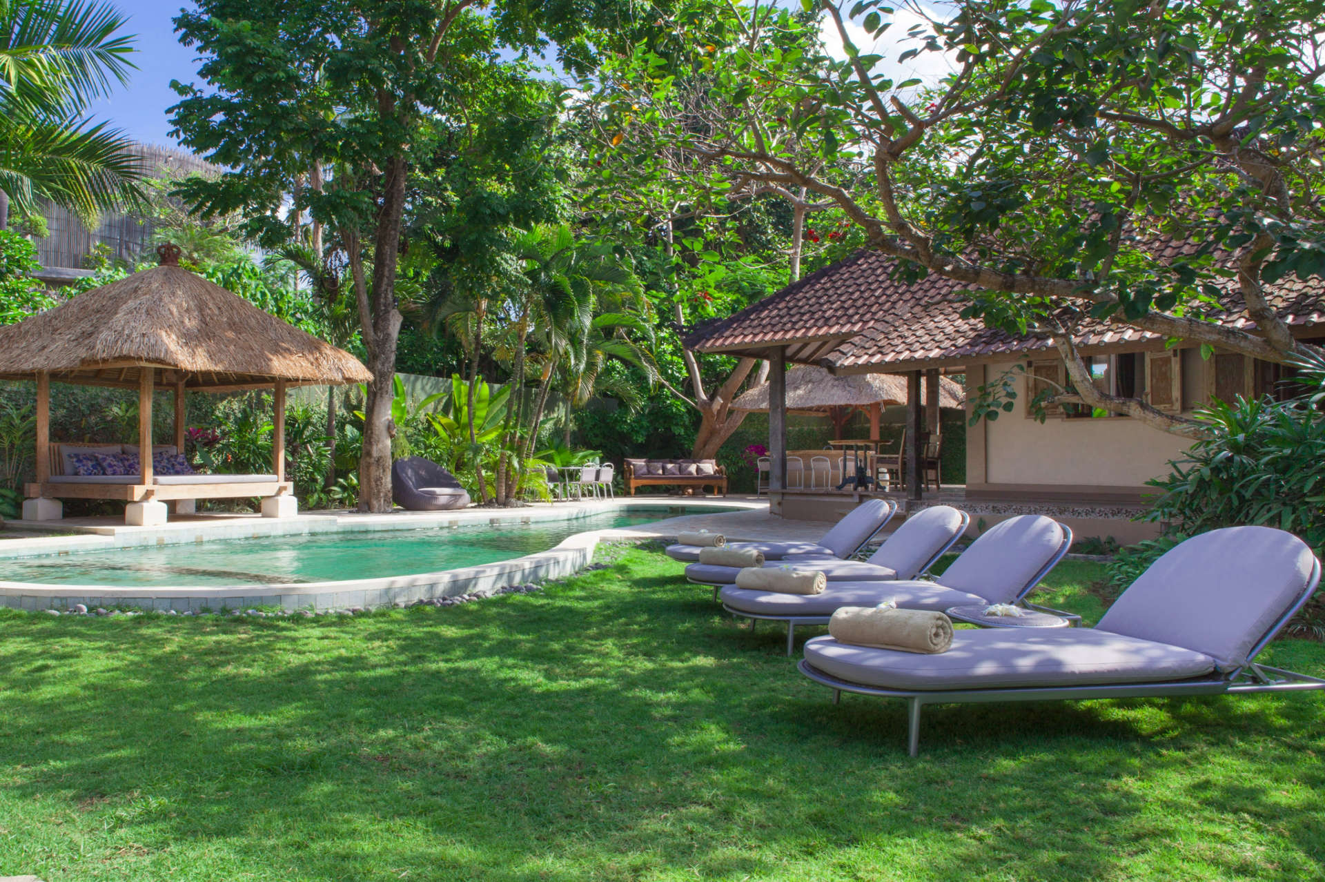 Vila s 5 zvezdicami za najem na Baliju, Bali Villa 2047
