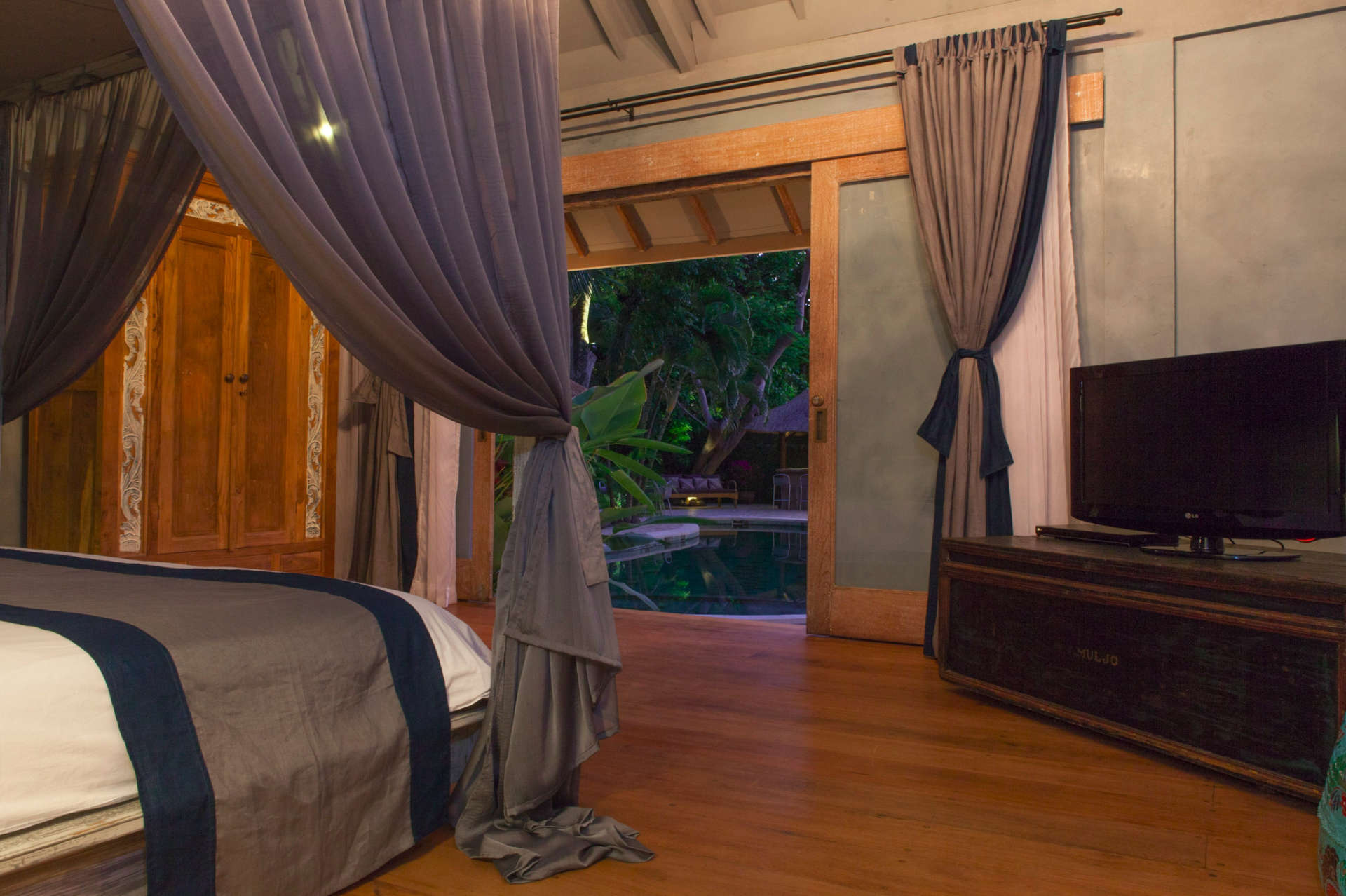 Vila s 5 zvezdicami za najem na Baliju, Bali Villa 2047