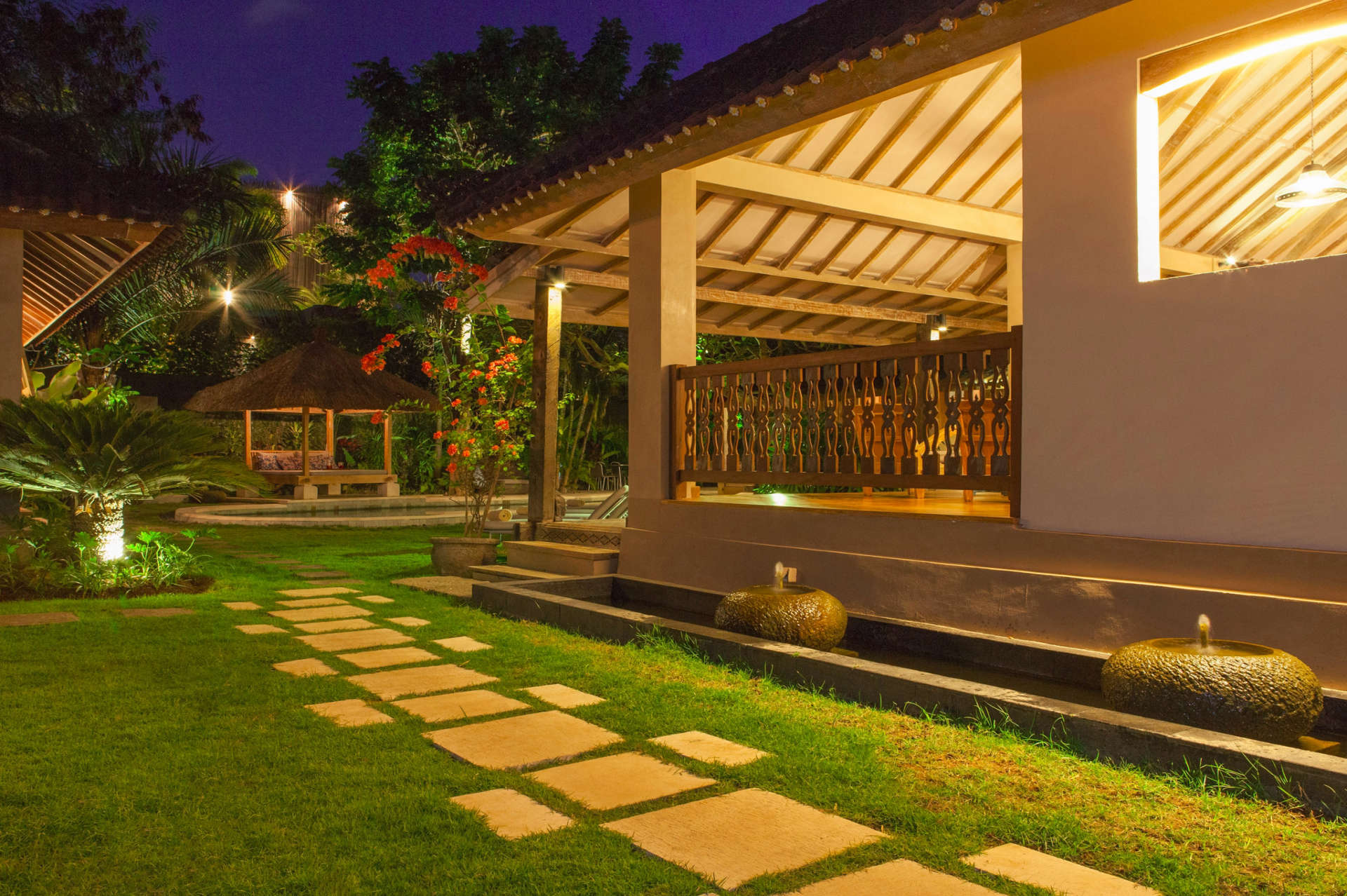 Vila s 5 zvezdicami za najem na Baliju, Bali Villa 2047