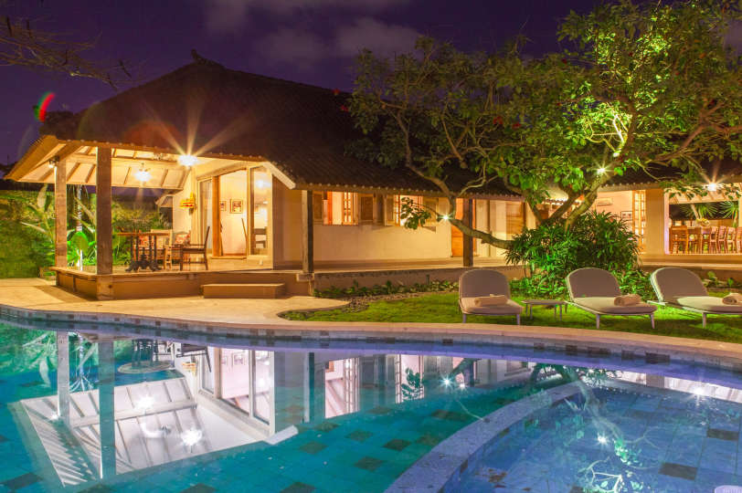 Vila s 5 zvezdicami za najem na Baliju, Bali Villa 2047
