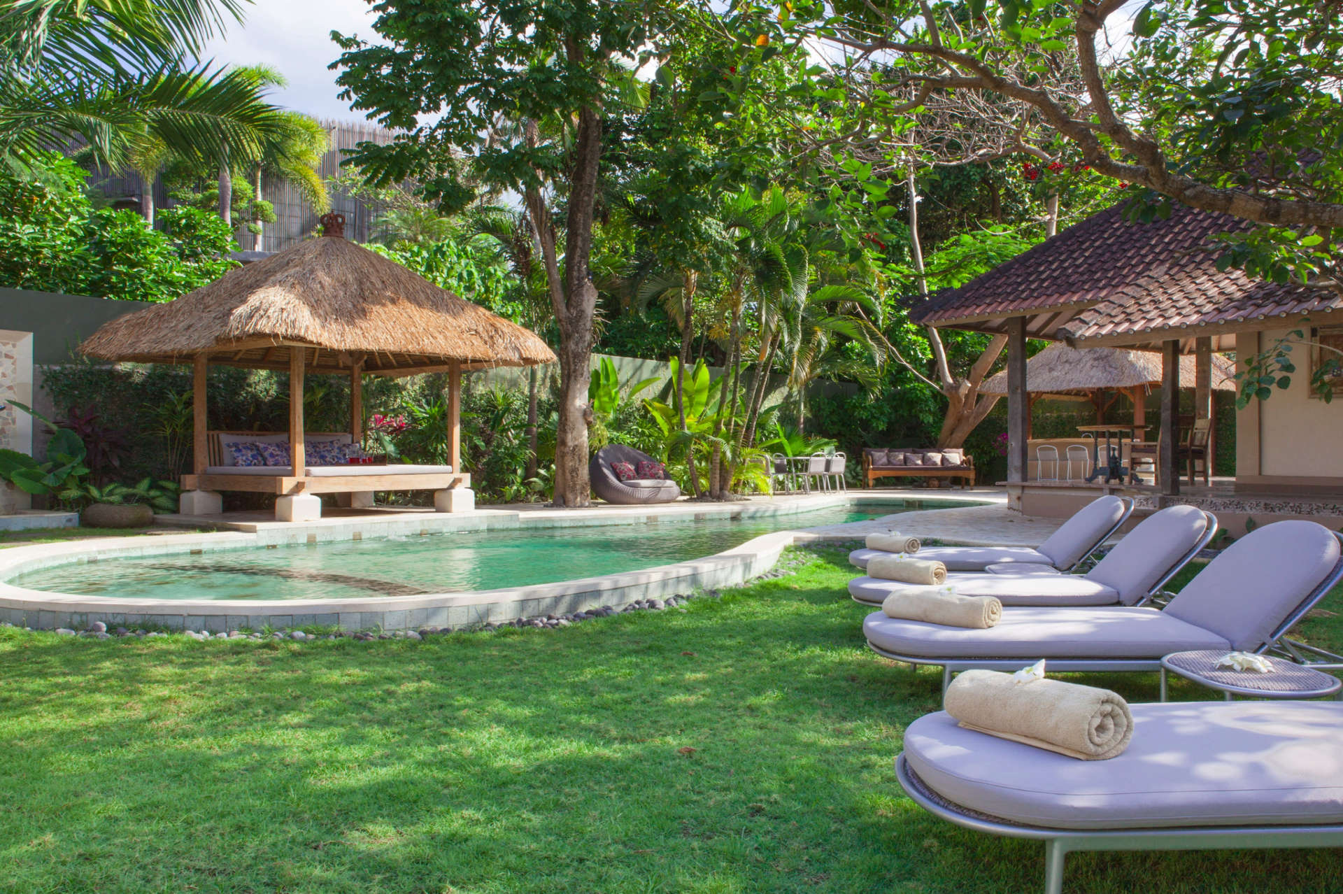 Vila s 5 zvezdicami za najem na Baliju, Bali Villa 2047