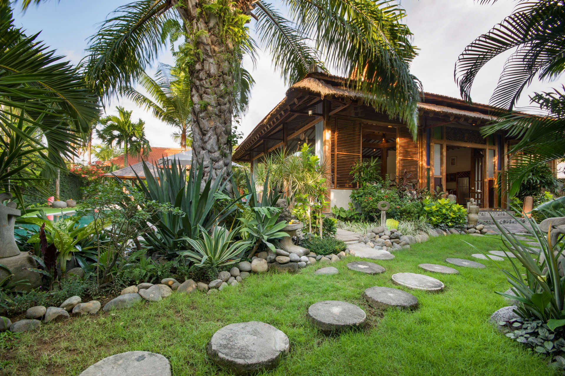 Čudovita vila z zasebnim bazenom, Bali Villa 2049