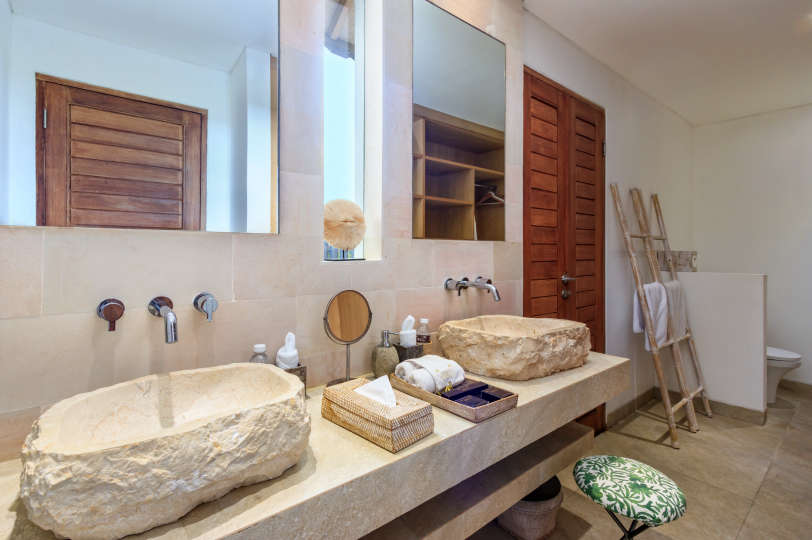 Luksuzna vila s 5 spalnicami in zasebnim bazenom, Bali Villa 2055